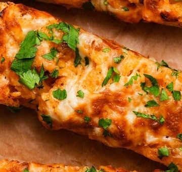 Cheese, Onion and Sriracha Garlic Breads Recipe